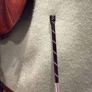 Cravache de dressage manche cuir lisse et diamant