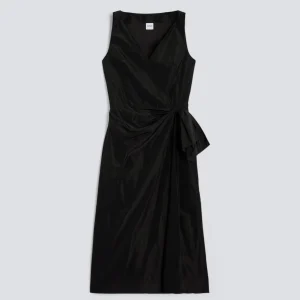 ABITO IN TESSUTO TECNICO - NERO